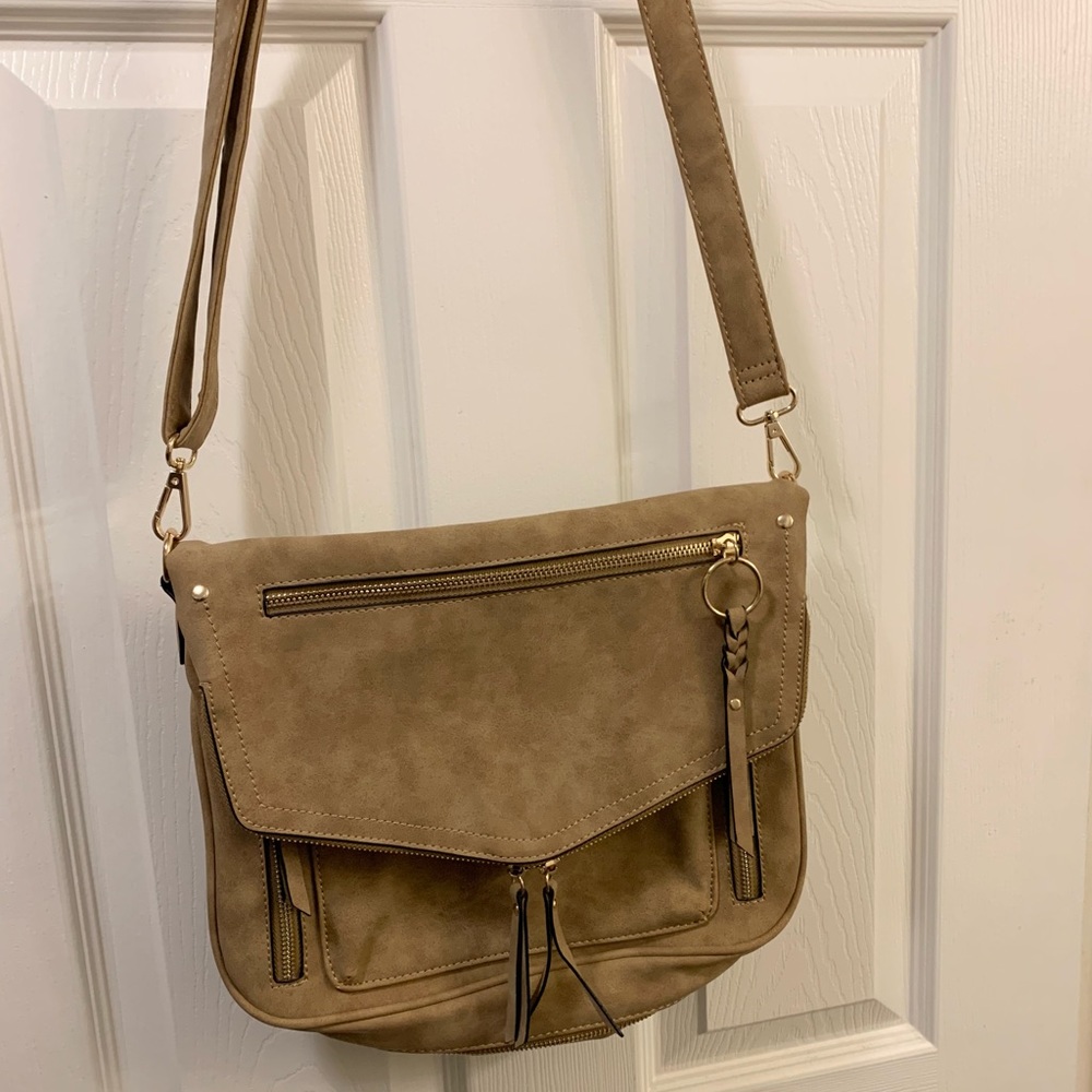 VR NYC purse